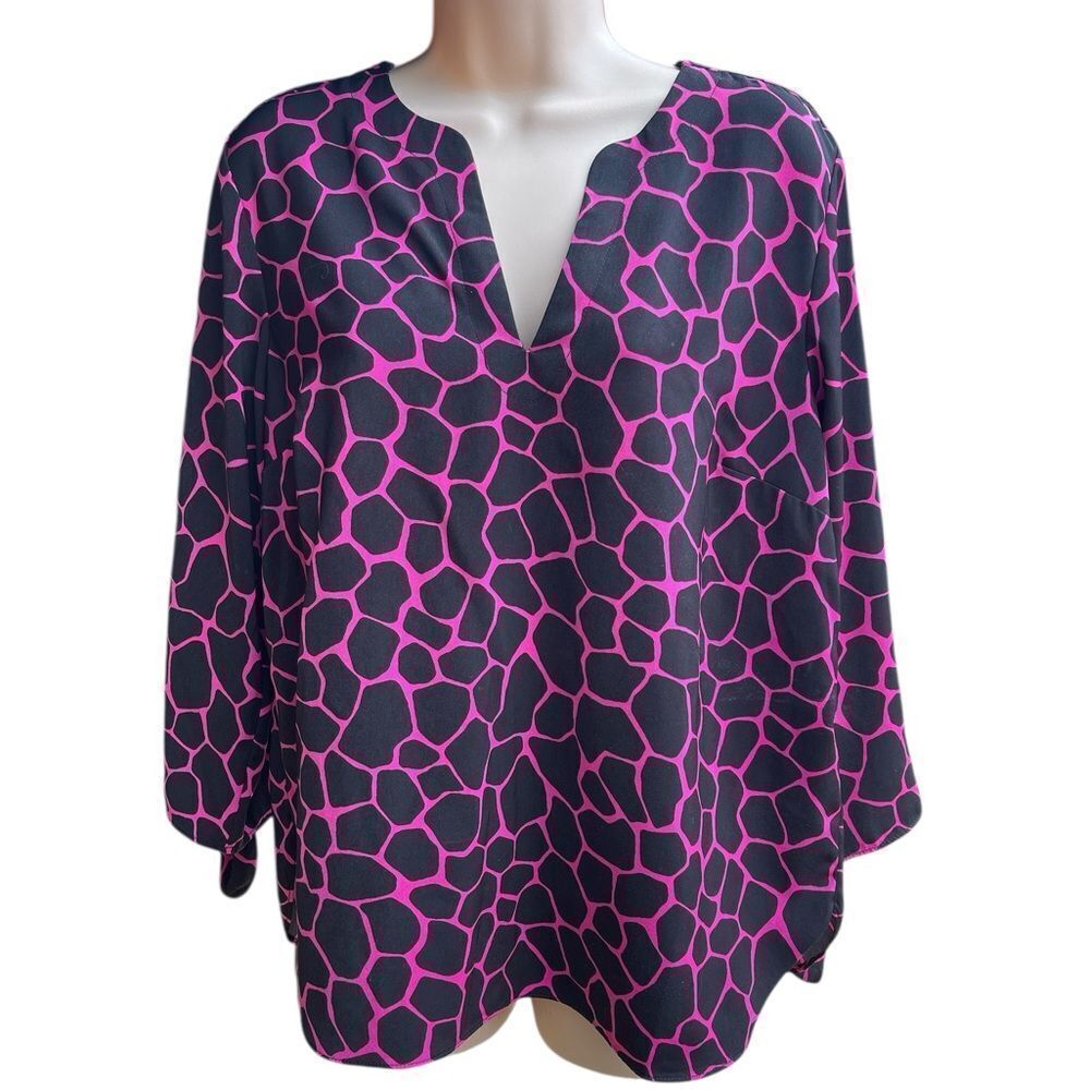 Michael Kors Vibrant Pink and Black 3/4 tie sleeves Size M